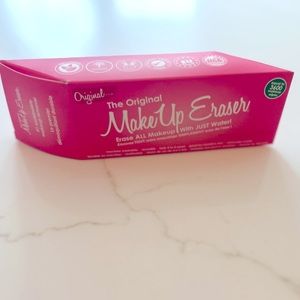 Makeup eraser
